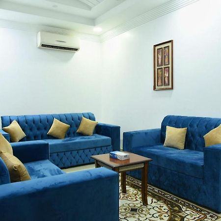 شقق جنان المفروشة Jenaan Apartments 奈季兰 外观 照片