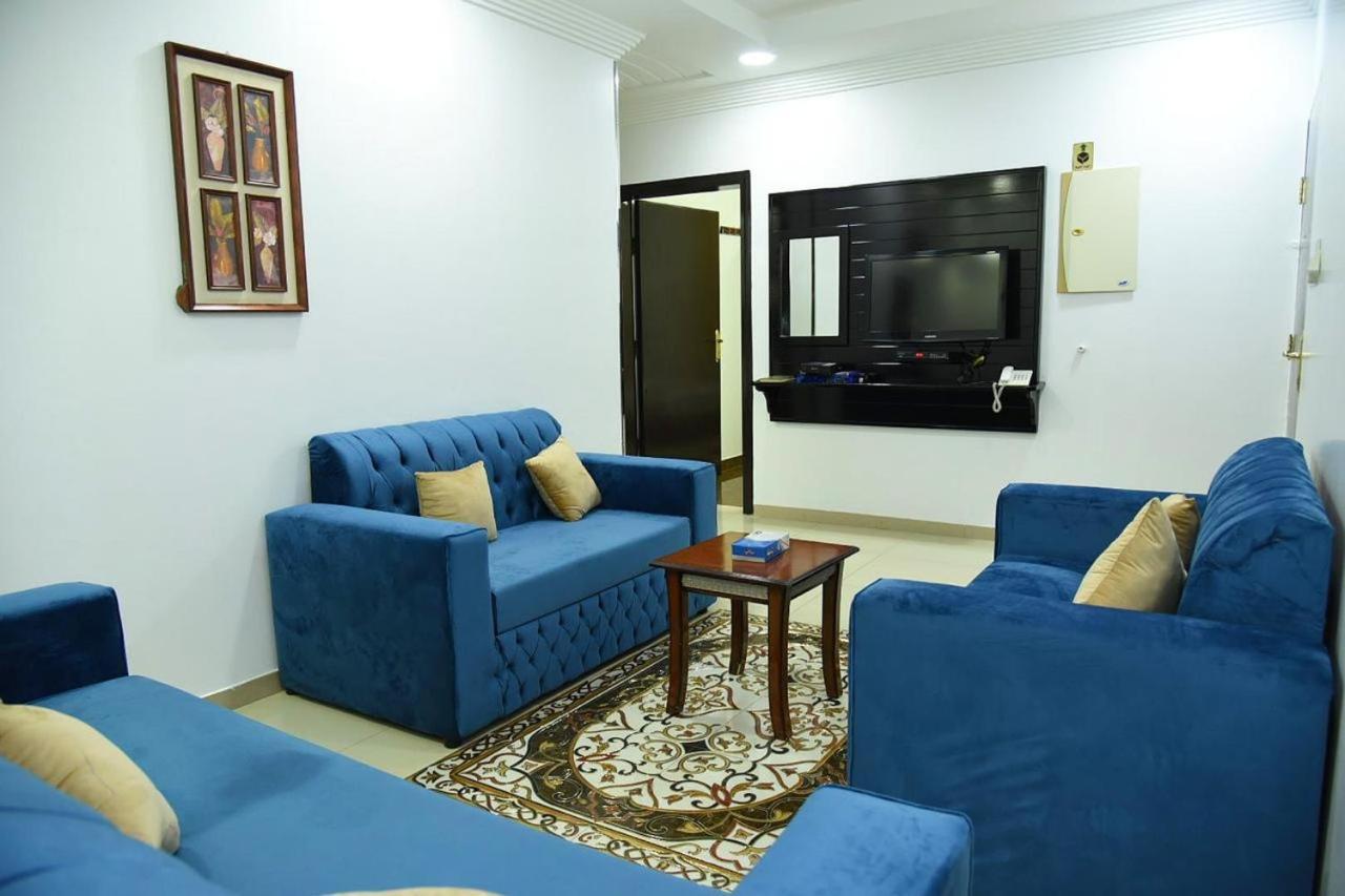شقق جنان المفروشة Jenaan Apartments 奈季兰 外观 照片